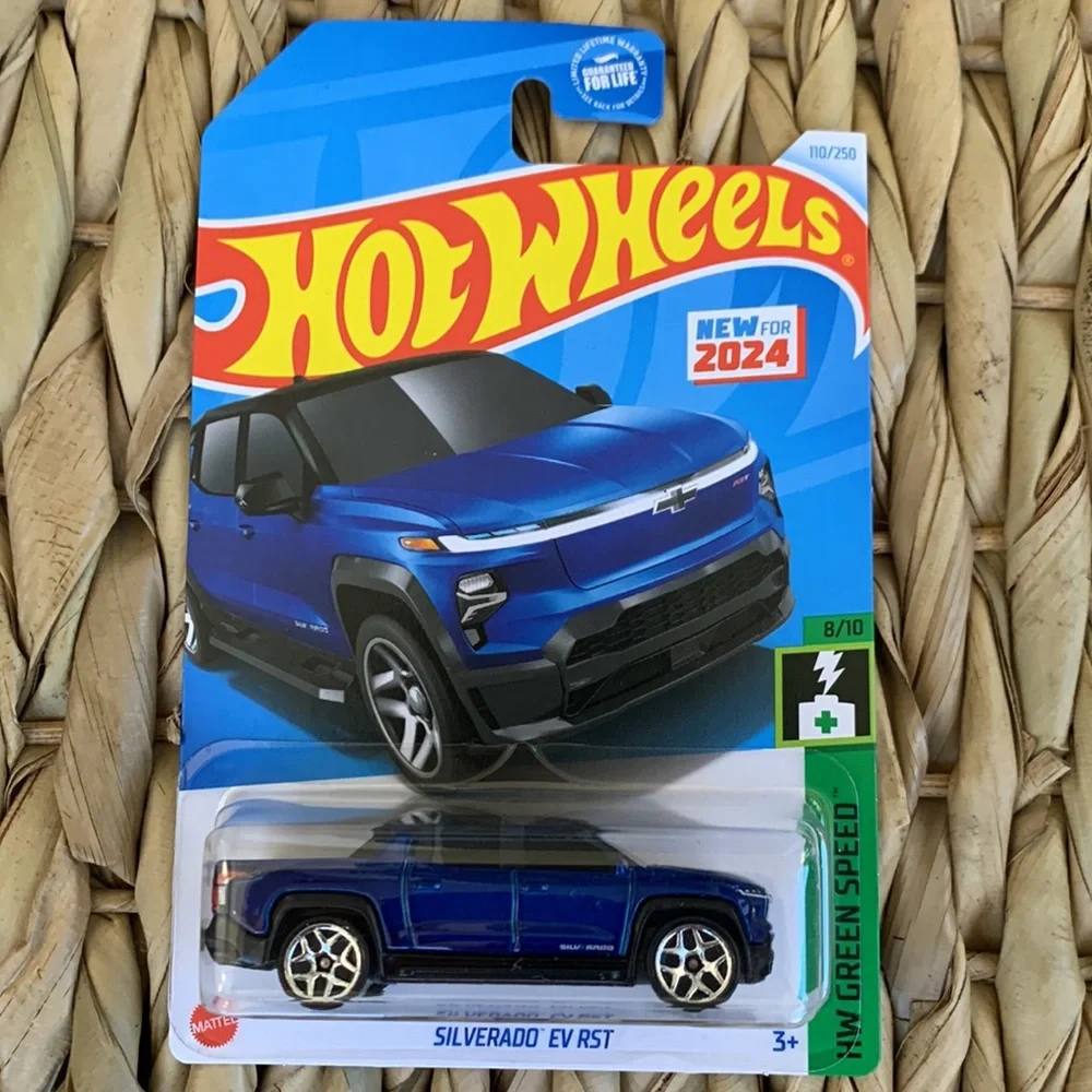 Hot Wheel Chevy Silverado EV RST Chevrolet Blue Electric Truck Hotwheels 2024 🆕